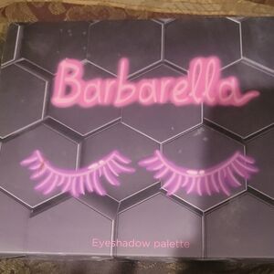 Barbarella Eyeshadow Palette 20 Beautiful Colors Mirror London Brushes Come